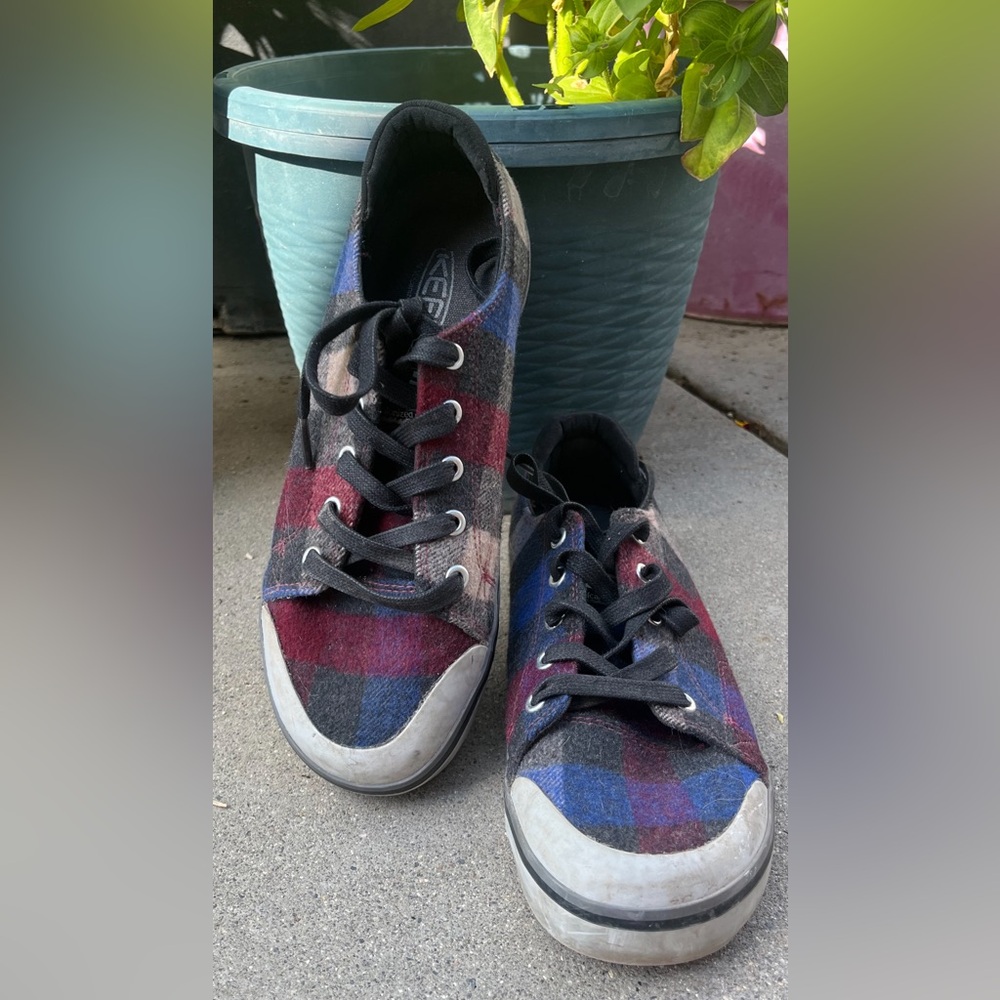 COPY - Keen Elsa III Vulcanized sneakers shoes plaid wool women’s size 8 wide